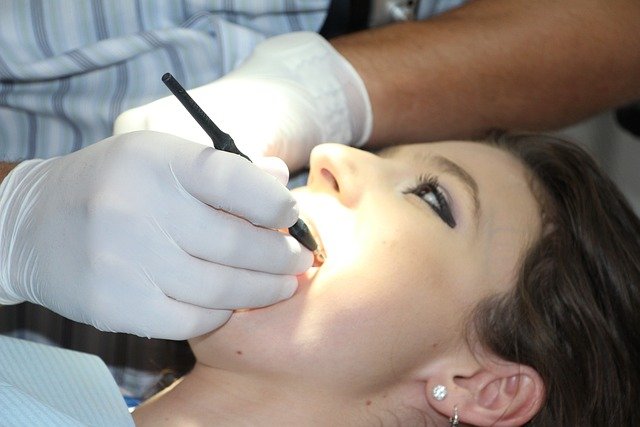 Top 10 Dental Schools That Accept International Students in USA